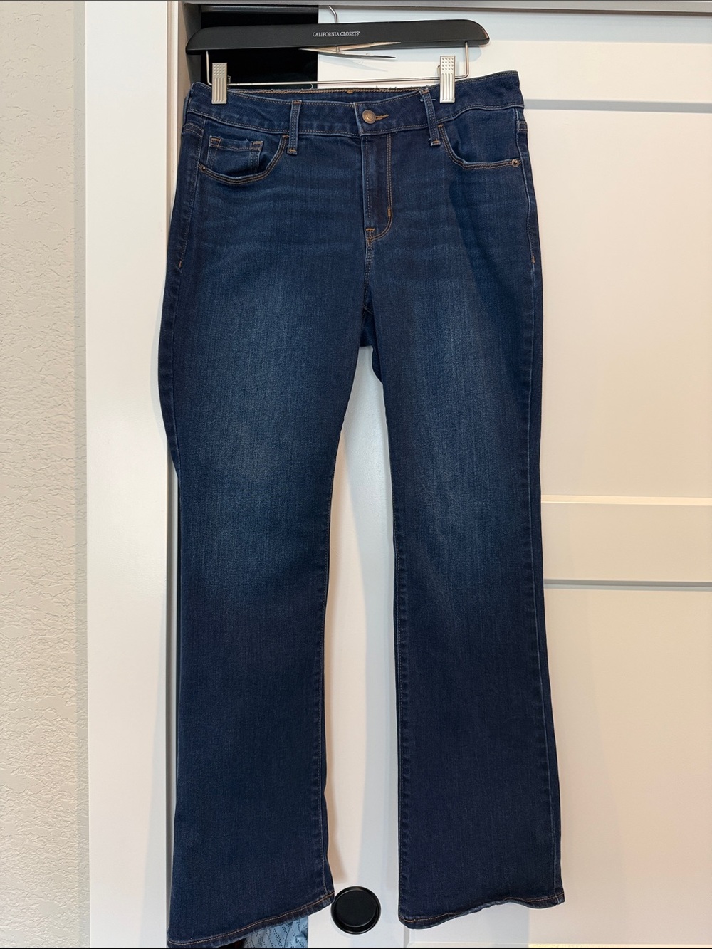OLD NAVY KICKER BOOT CUT MIDRISE JEANS SZ. 8